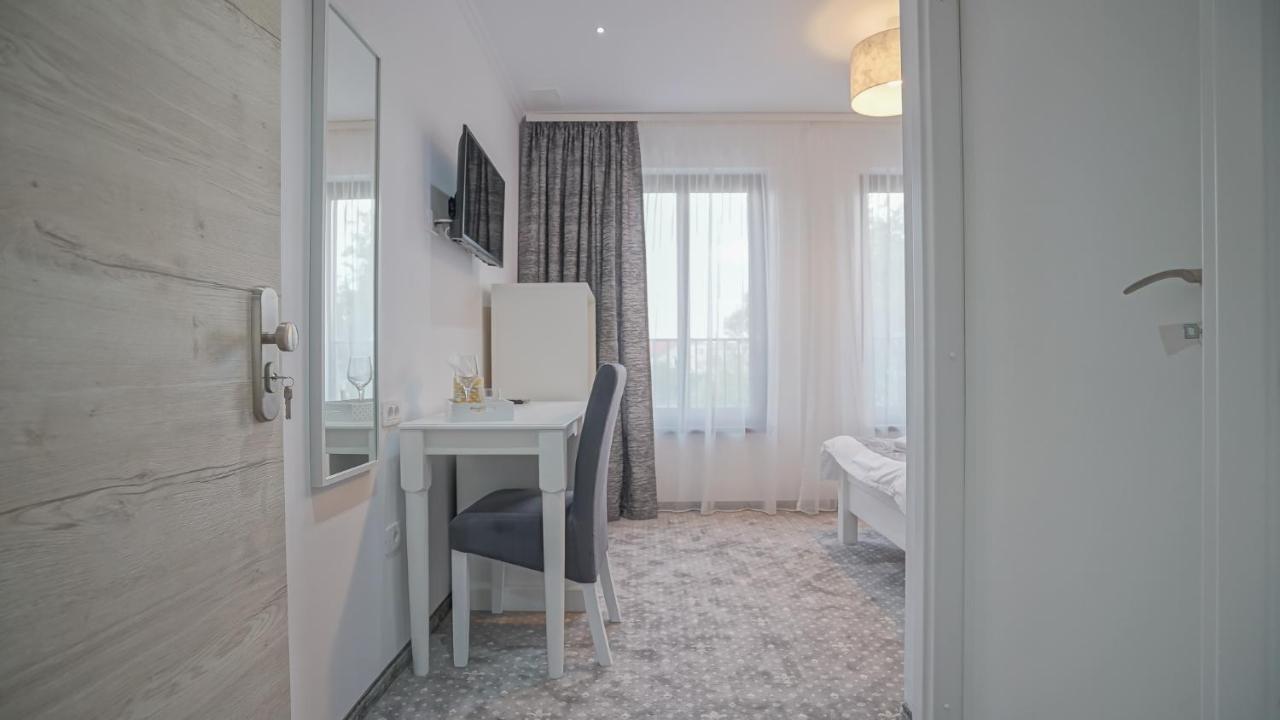Hotel Monarch House Braszów Zewnętrze zdjęcie